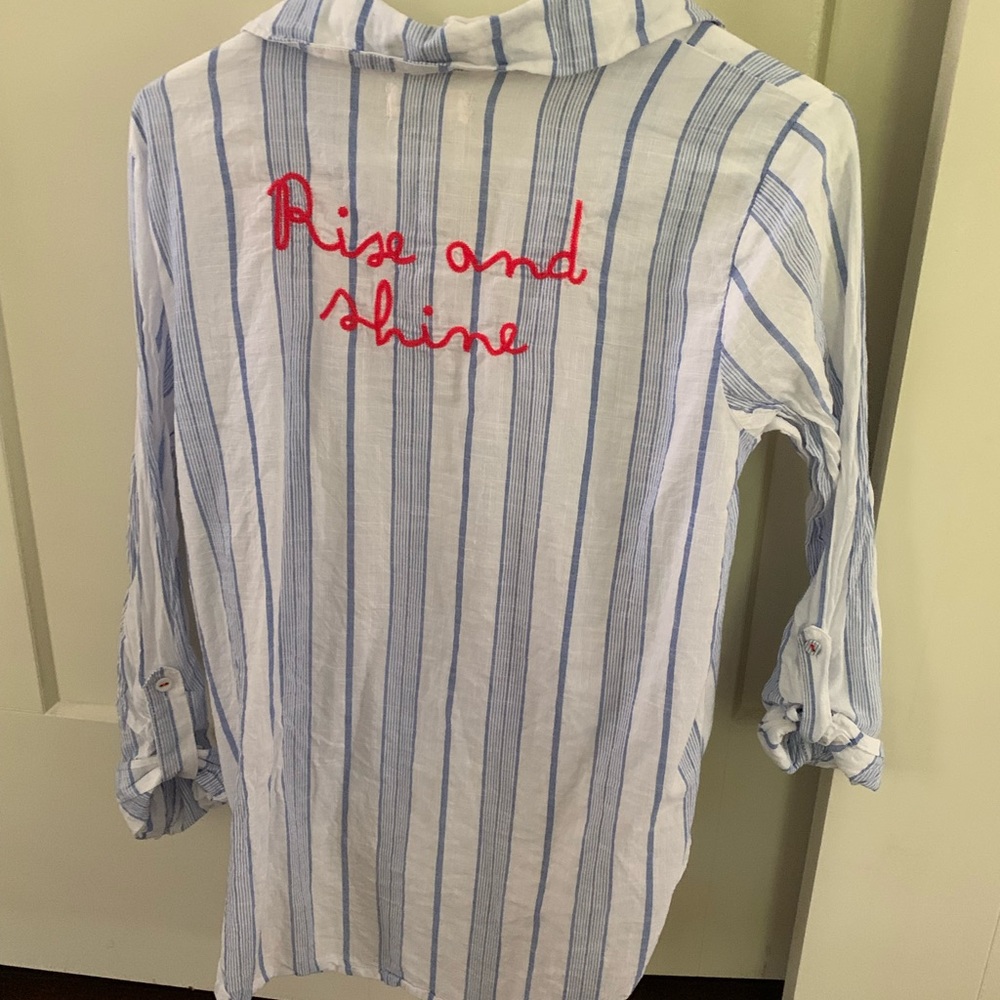 Beachy shirt